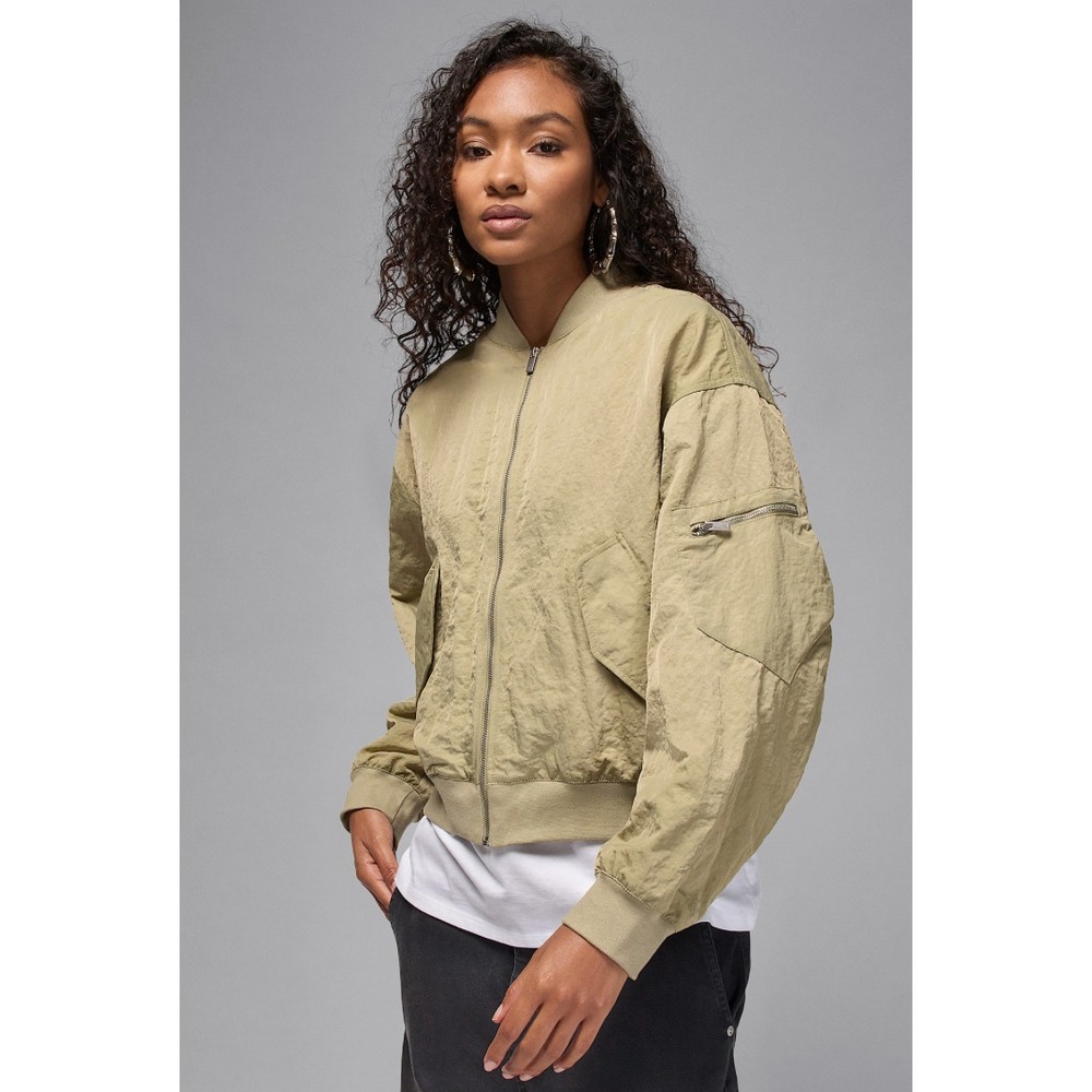 New Jordan Flight Renegade Small Women's Jacket HJ0544-205